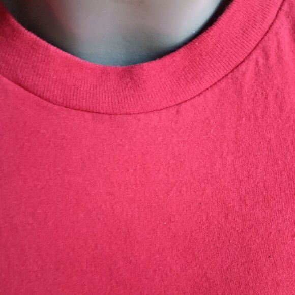 SMALL Vintage 1990's Mens Tee Medium RED POCKET T-shirt FRUIT LOOM FTL USA - Picture 4 of 6